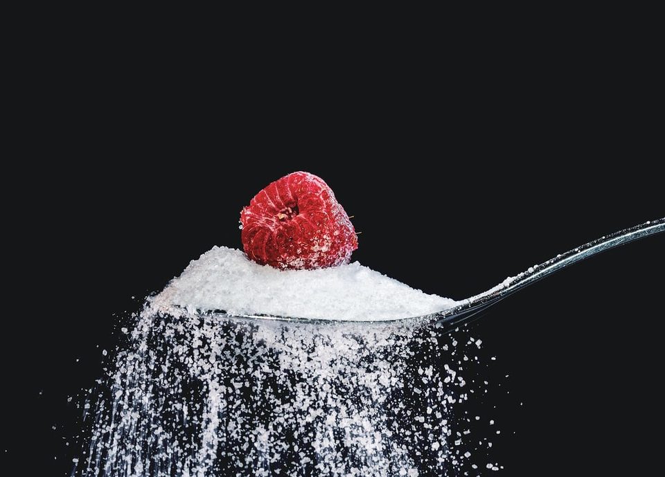 Cukier jak wpływa na organizm człowieka